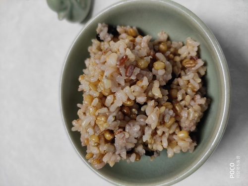 밥할 때 한줌, 무농약 무비료 깍지않은 통밀쌀
